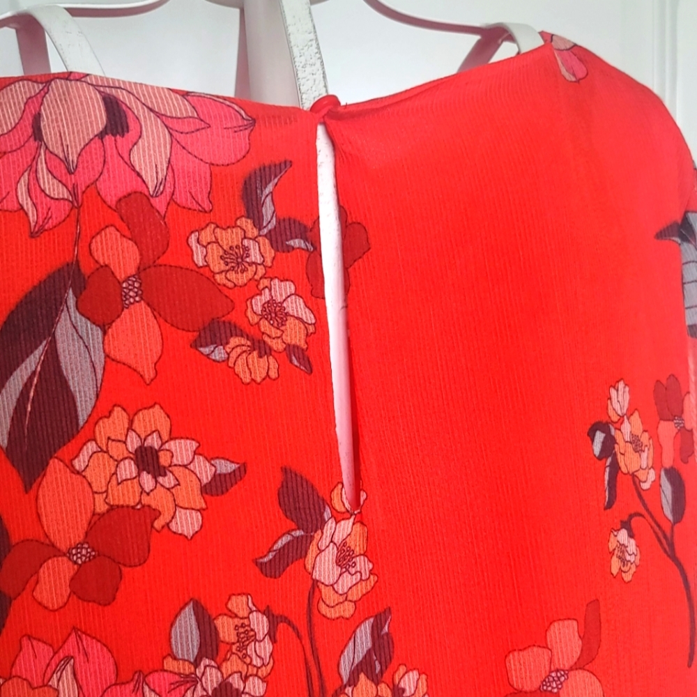 Dress - Picture 6 of 8